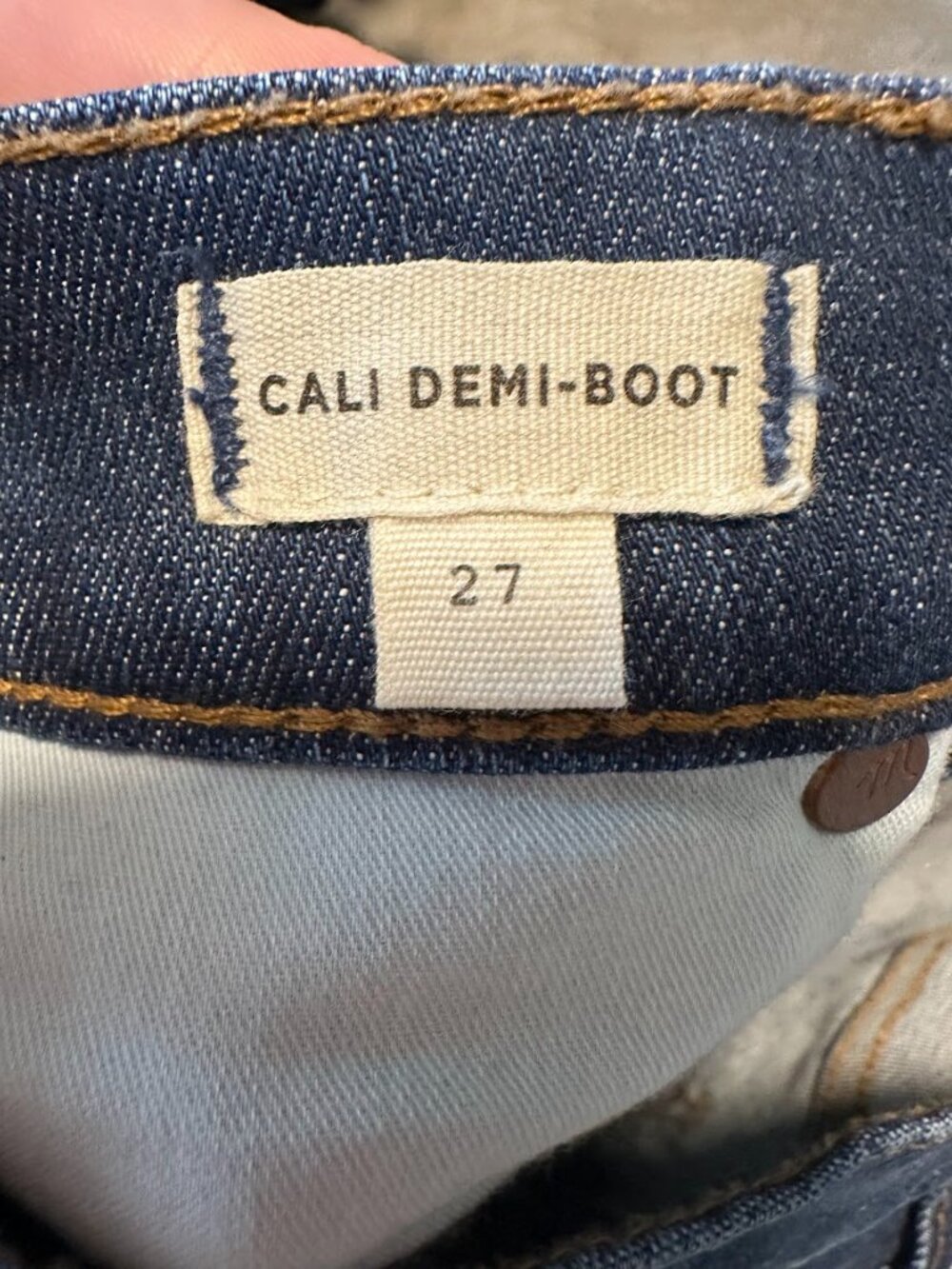 Madewell Cali Demi Boot Jeans Size 26 Inseam 26" - Picture 4 of 9